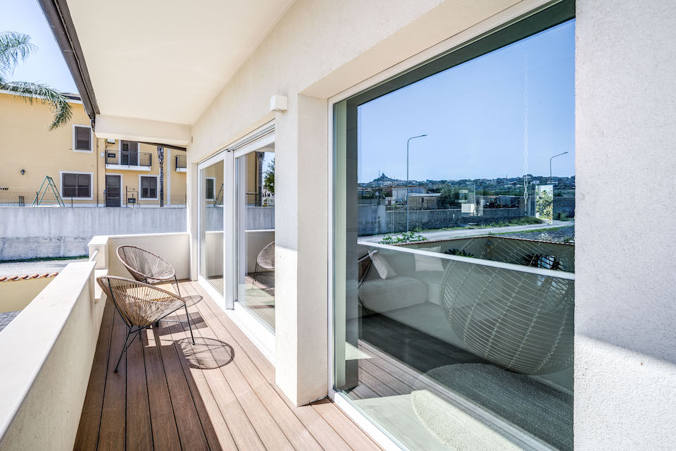 Appartamento ristrutturato in Sicilia con infissi in PVC WnD