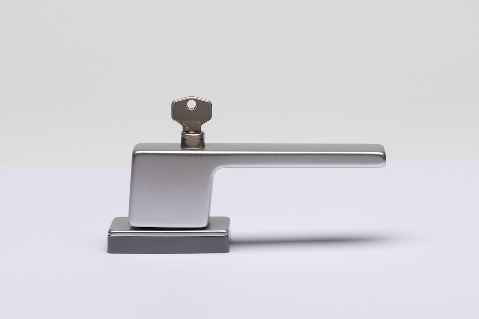 Ferramenta per infissi in PVC: qual è la migliore?