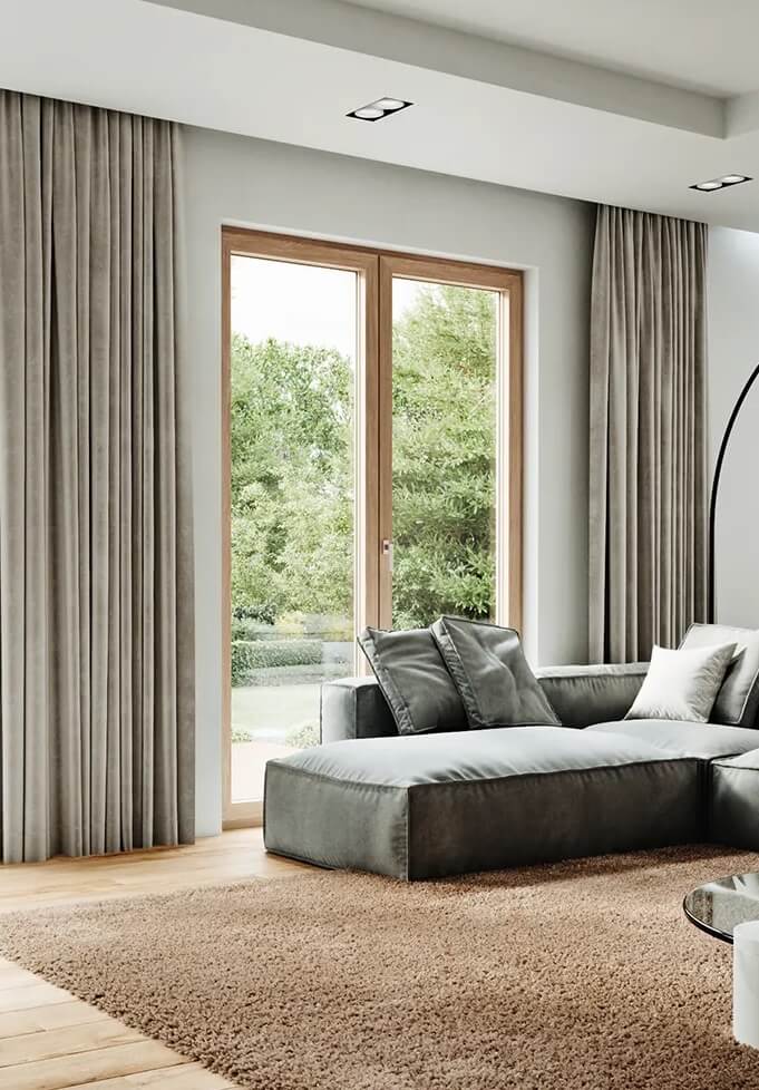 ravia-mobile2 (1).jpg